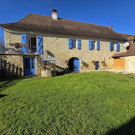 Familial Avec Cheminee, Ping-pong, Pres De La Grotte De Et Du Chateau De Hautefort - Fr-1-616-8 Holiday home *